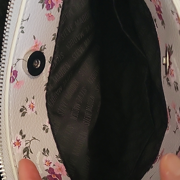 Steve Madden Bisque Floral BMICKEY 2 Clutch and Crossbody NWT! - Picture 5 of 14
